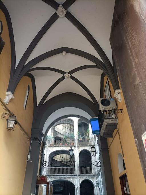Fashion Cathedral Apartment, Centro Storico Napoli Екстер'єр фото